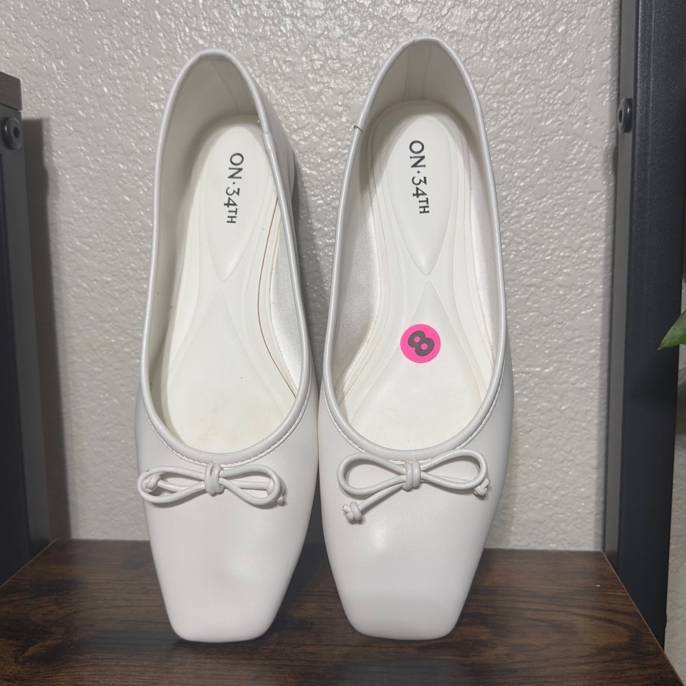 On 34th Women White Square Toe Ballet Flats‎ Bow Detail Size 8M Slip On Shoes
